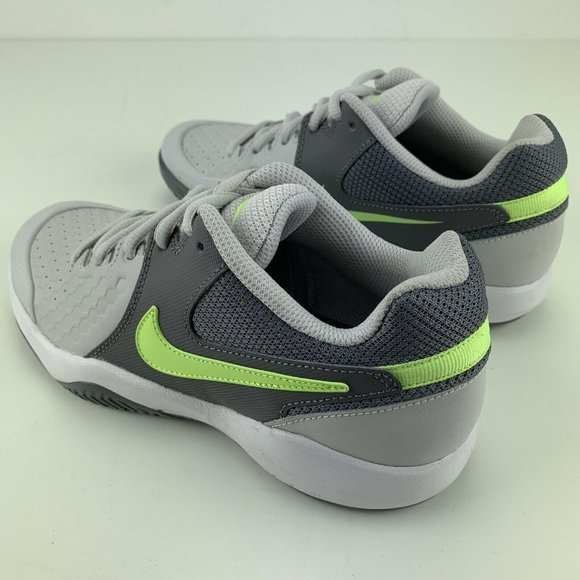 Nike Tennis Shoes Womens 5.5 Air Zoom Resistance - Picture 3 of 8